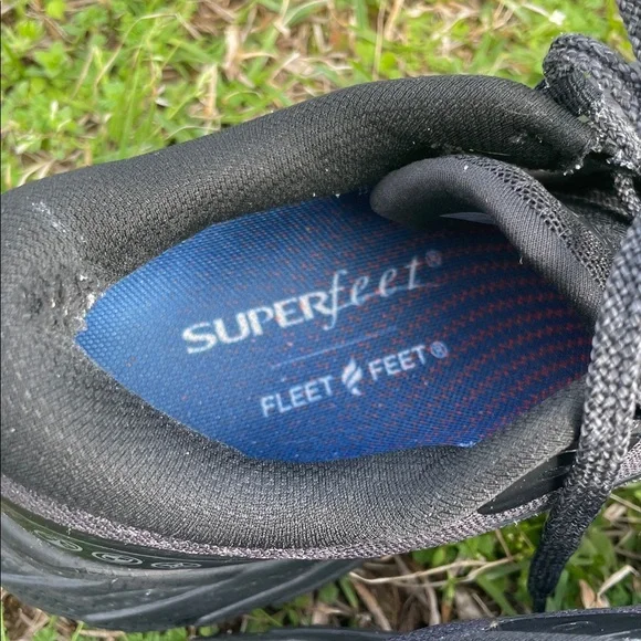 Brooks Cascadia Trail Shoes - Picture 9 of 9